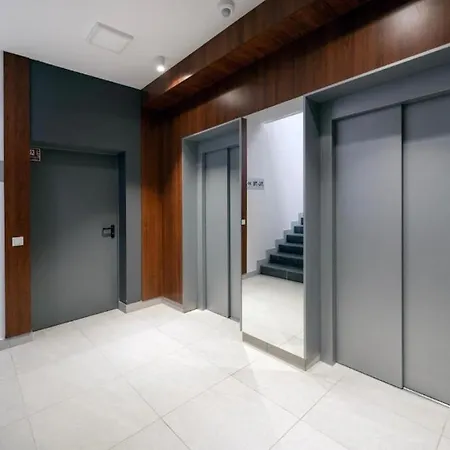 - Center - Stylish And Cozy - G147a Apartmán Lodž