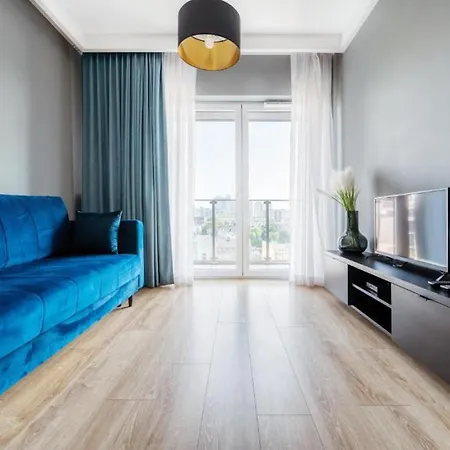 - Center - Stylish And Cozy - G147a * Lodž